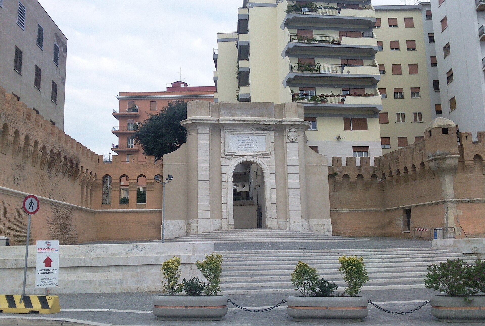 3 · Porta Livorno e porto storico